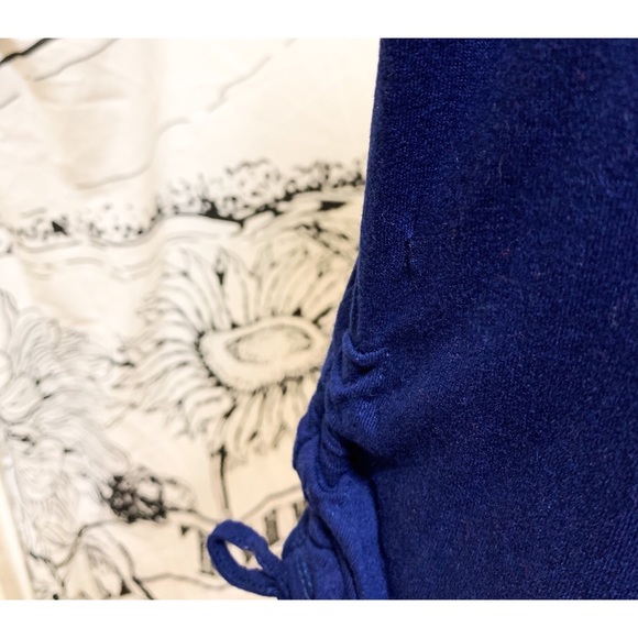 π Amazing flower embroidery top - Picture 9 of 12